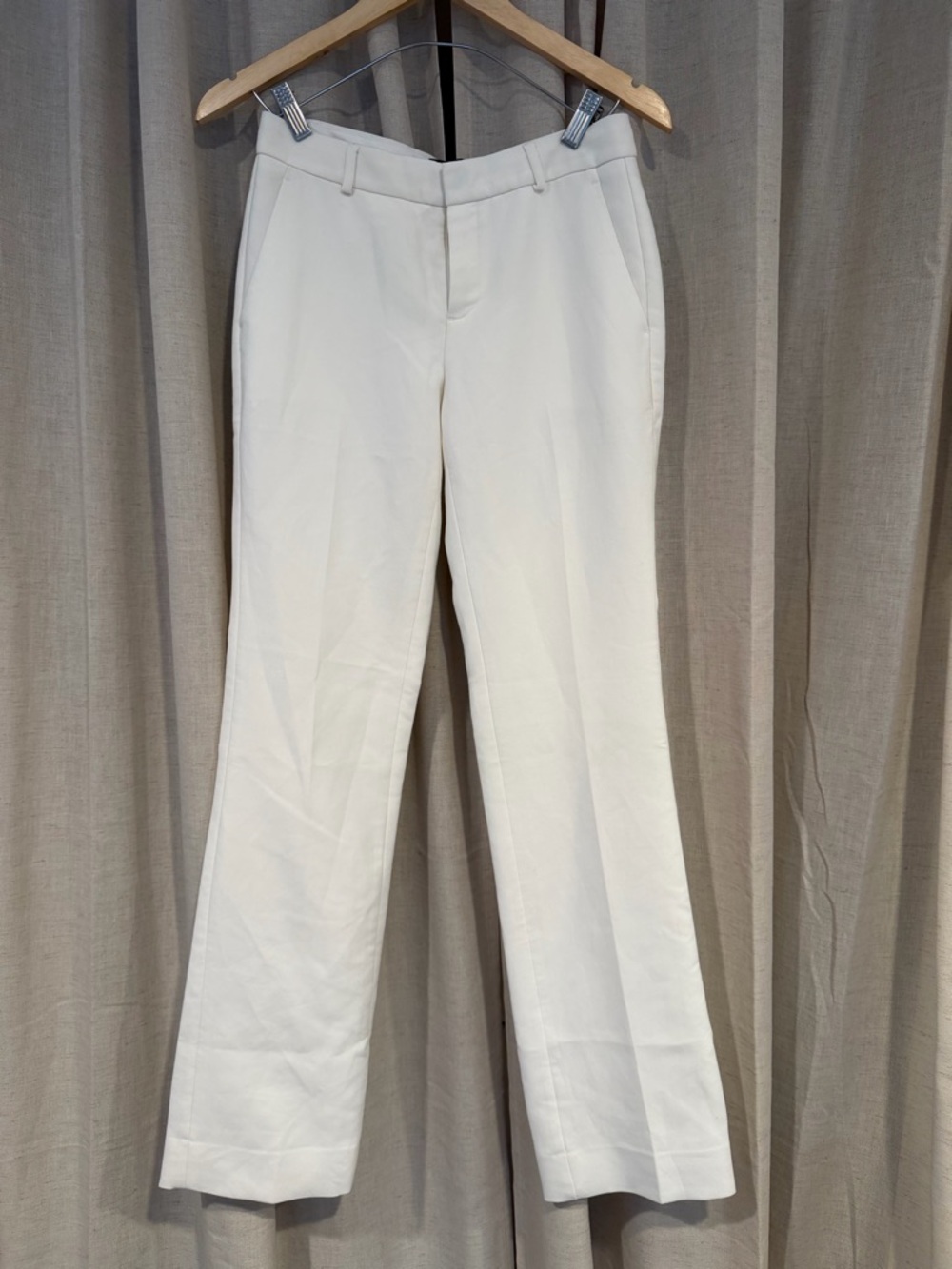 Banana Republic White Logan Dress Pants 0